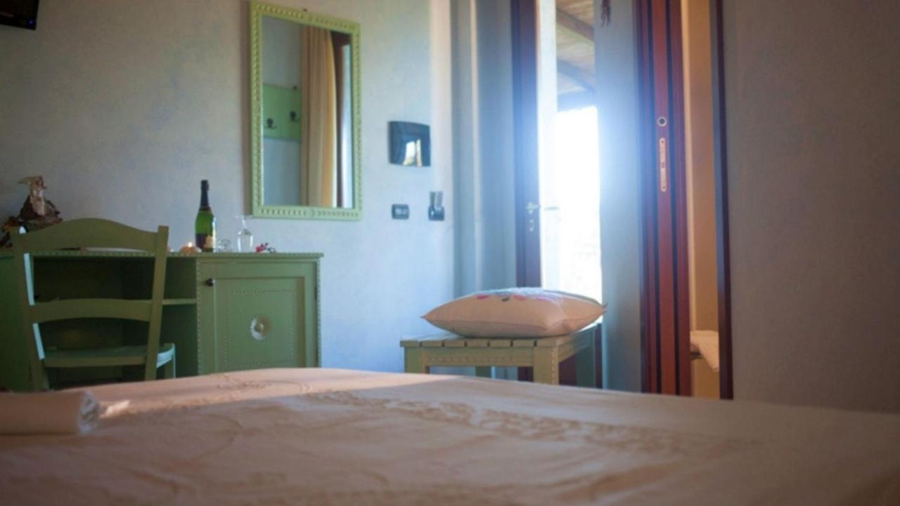 Agriturismo Sa Mandra Casa Minnina Bagian luar foto
